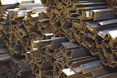 新車汽車配件中的金屬制品 品質、功能與未來趨勢